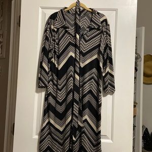 Xl pull over, collar, v neck, tie at waist dress